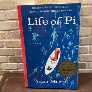 Like New Paperback Life of Pi by Yann Martel
